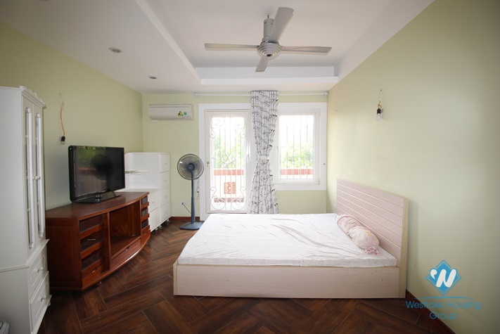 A huge 5  bedroom villa with indoor swimming pool for rent in Vuon Dao